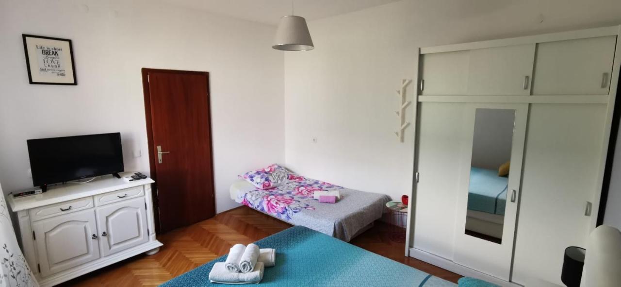 Apartments K&D Pula Exterior photo