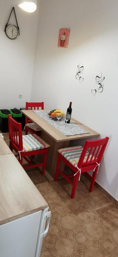 Apartments K&D Pula Exterior photo