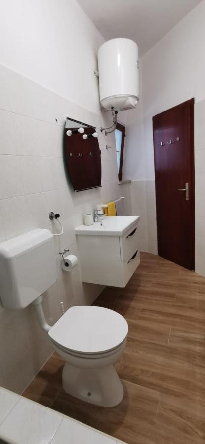 Apartments K&D Pula Exterior photo